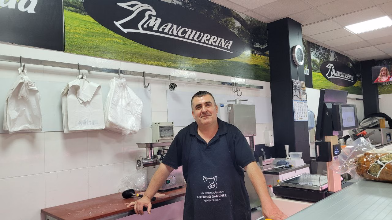 Entra en contacto con nosotros